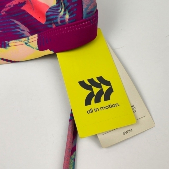 NWT all in motion swim top size large - Picture 4 of 8